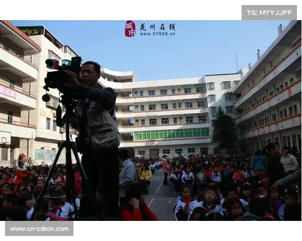 龙川县老隆二小足球联赛亚军:展现小学足球坚实基础