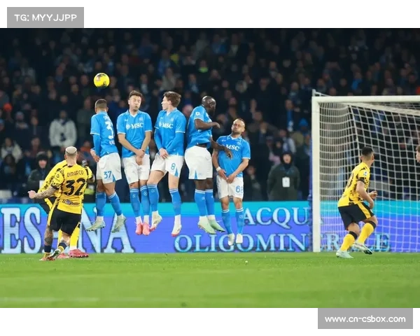 邓弗里斯伤缺影响国米右路，攻防失衡埋下隐患